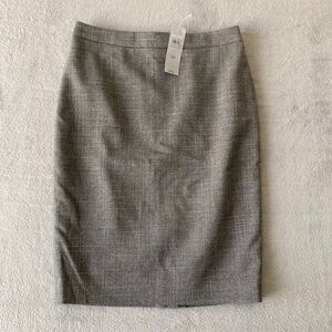 New Ann Taylor Skirt Size 0 Petite